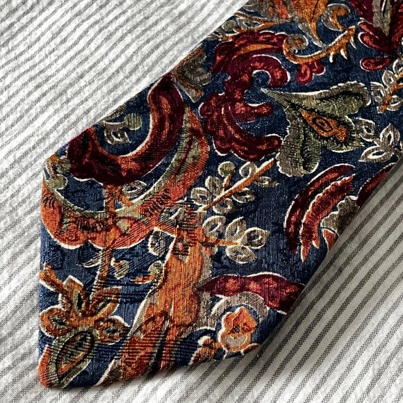 Harry Rosen Vintage Paisley Tie Handstitched 100% Silk - Picture 2 of 8